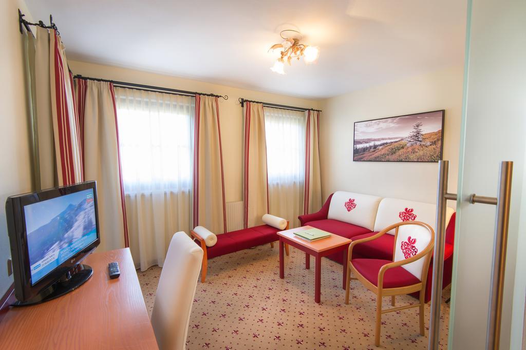 Hotel Zum Jungen Roemer Radstadt Værelse billede
